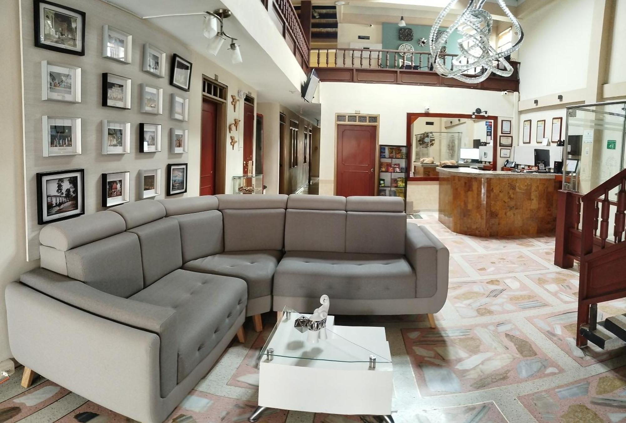 Hotel Casa Aragon Cartago Bagian luar foto